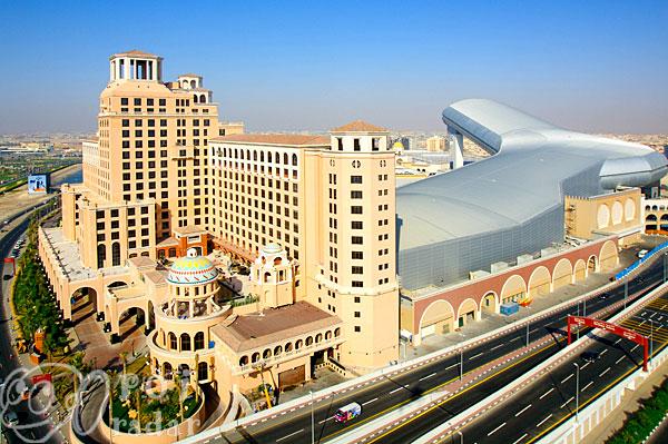 Кращі торгові центри Дубаї, Dubai Mall, Dubai Festival City, Базарна площа, Молл Еміратів